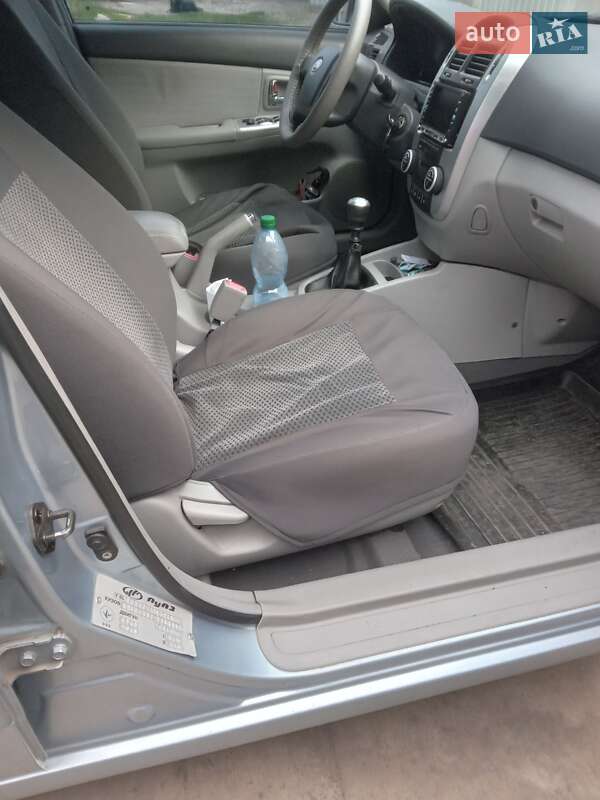 Седан Kia Cerato 2007 в Благовещенском фото 13 Седан Kia Cerato 2007 в Благовещенском