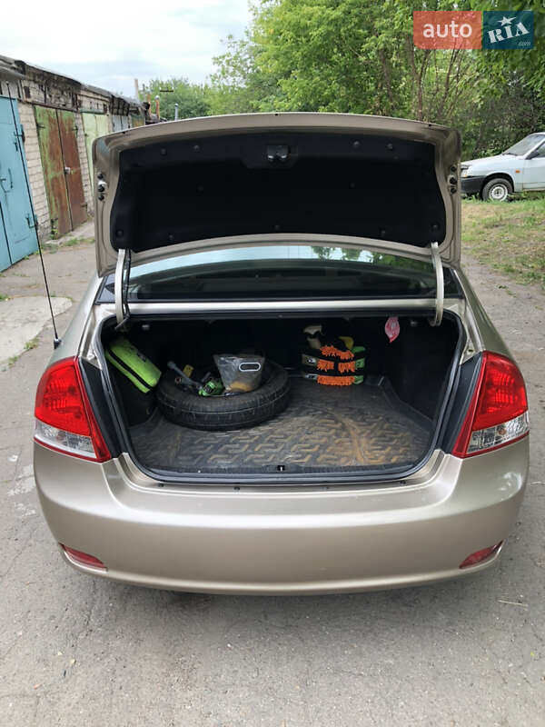 Седан Kia Cerato 2007 в Кам'янському