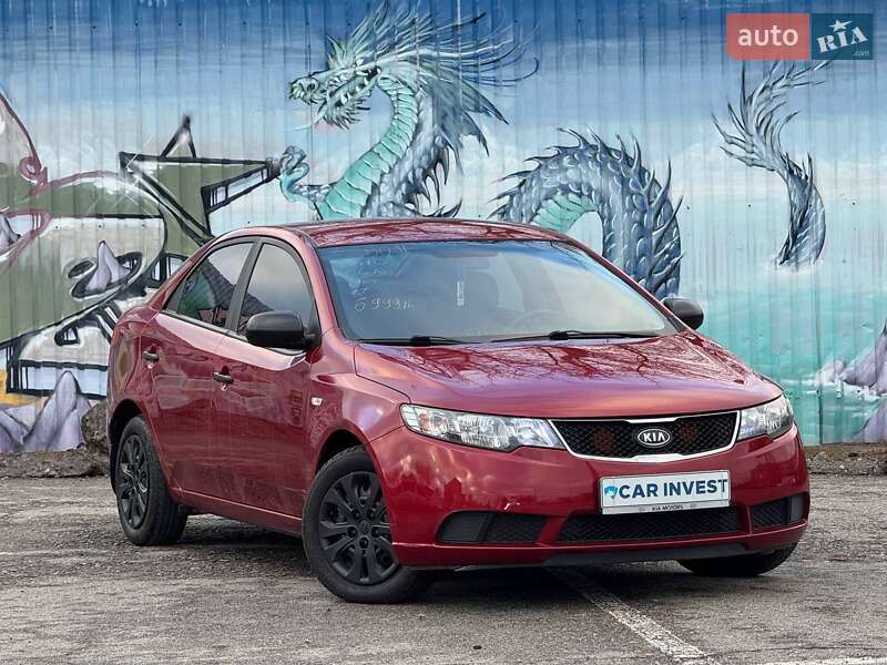 Седан Kia Cerato 2010 в Києві