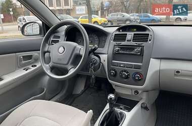 Седан Kia Cerato 2006 в Киеве