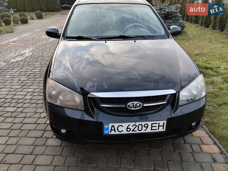 Хетчбек Kia Cerato 2005 в Рожище