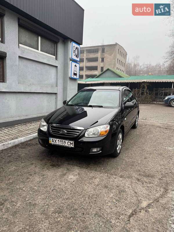 Седан Kia Cerato 2008 в Каменском
