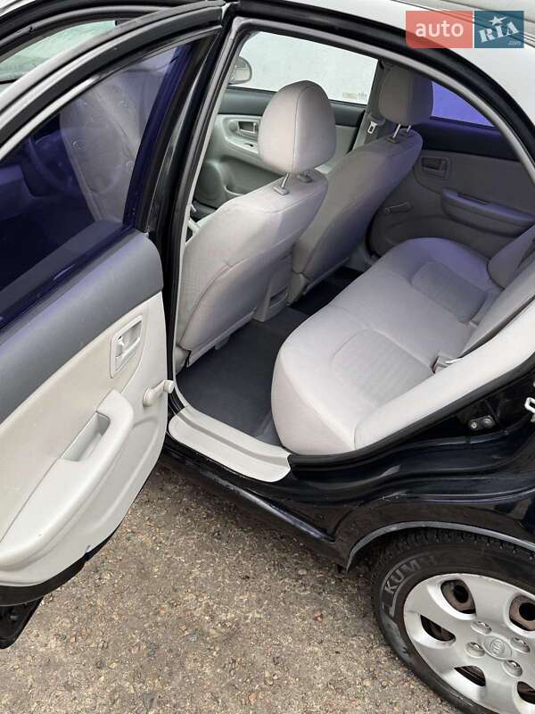 Седан Kia Cerato 2008 в Каменском