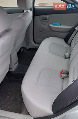Седан Kia Cerato 2008 в 