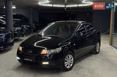 Седан Kia Cerato 2009 в Одессе