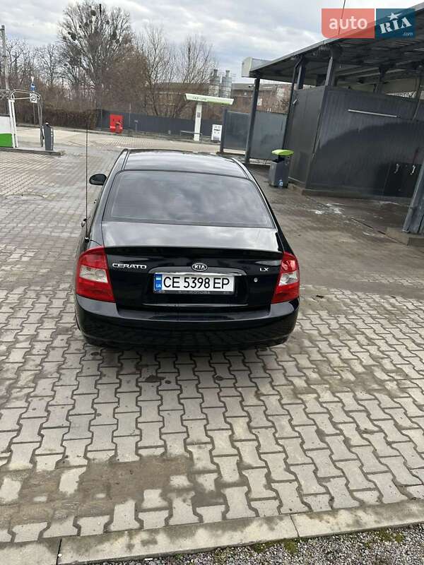 Седан Kia Cerato 2006 в Чернівцях