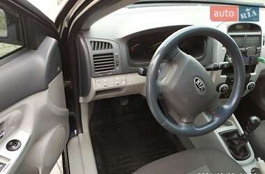 Седан Kia Cerato 2007 в 
