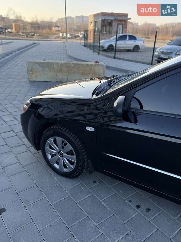 Седан Kia Cerato 2007 в Трускавце