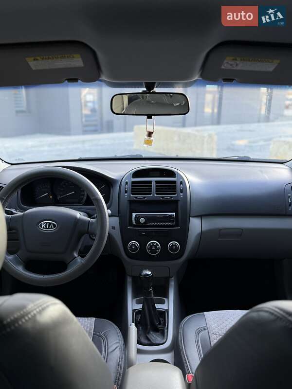 Седан Kia Cerato 2007 в Трускавце