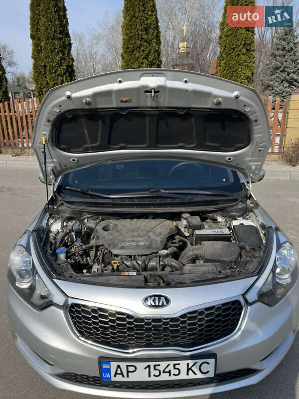 Седан Kia Cerato 2013 в Дніпрі