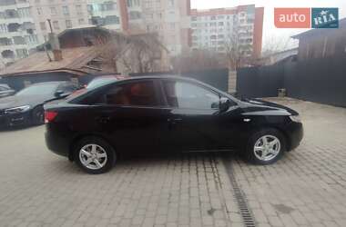 Седан Kia Cerato 2009 в Львові