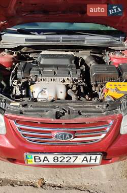 Седан Kia Cerato 2007 в Долинській