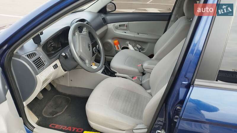 Седан Kia Cerato 2008 в Києві