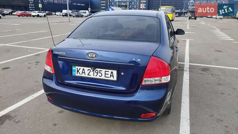 Седан Kia Cerato 2008 в Києві