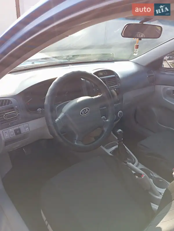 Седан Kia Cerato 2007 в 