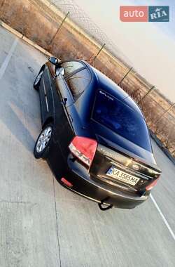 Седан Kia Cerato 2007 в 