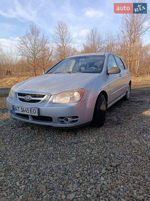 Kia Cerato 2006