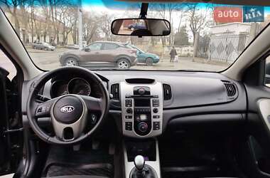 Седан Kia Cerato 2009 в 