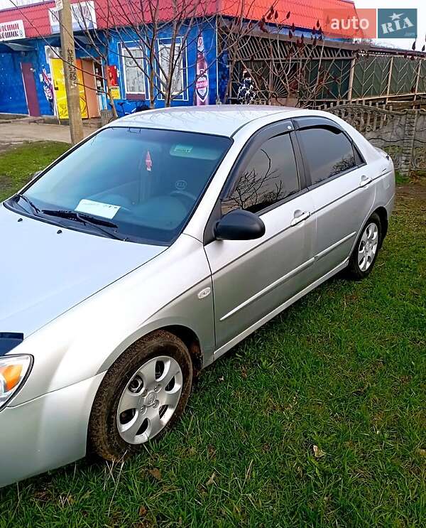 Седан Kia Cerato 2006 в 