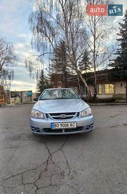 Хэтчбек Kia Cerato 2006 в 
