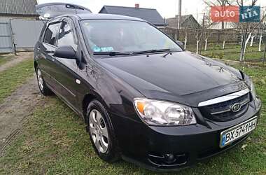 Хетчбек Kia Cerato 2005 в 
