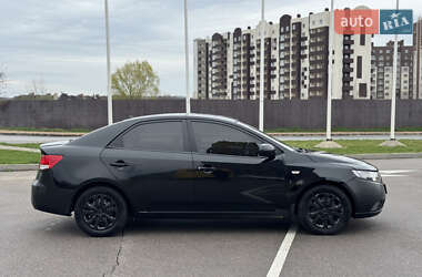 Седан Kia Cerato 2009 в 