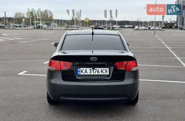 Седан Kia Cerato 2009 в 