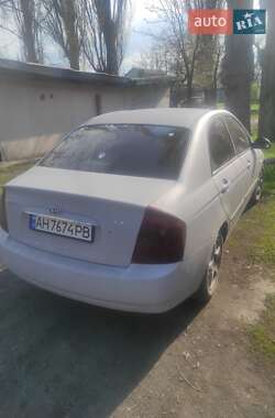 Седан Kia Cerato 2005 в 