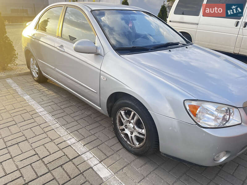 Седан Kia Cerato 2006 в Львове фото 7 Седан Kia Cerato 2006 в Львове