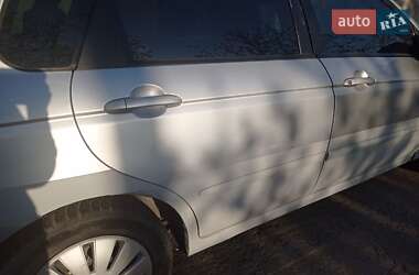 Хэтчбек Kia Cerato 2006 в 