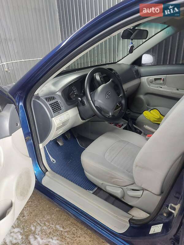 Седан Kia Cerato 2008 в Киеве