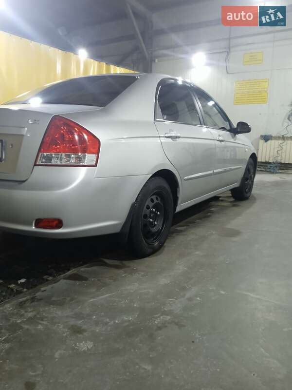 Седан Kia Cerato 2008 в Тернополі