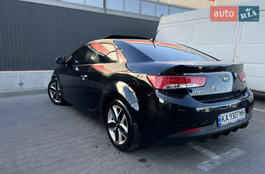 Купе Kia Cerato 2011 в 