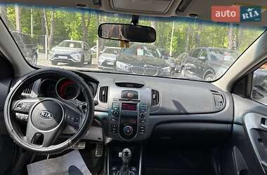 Седан Kia Cerato 2011 в 