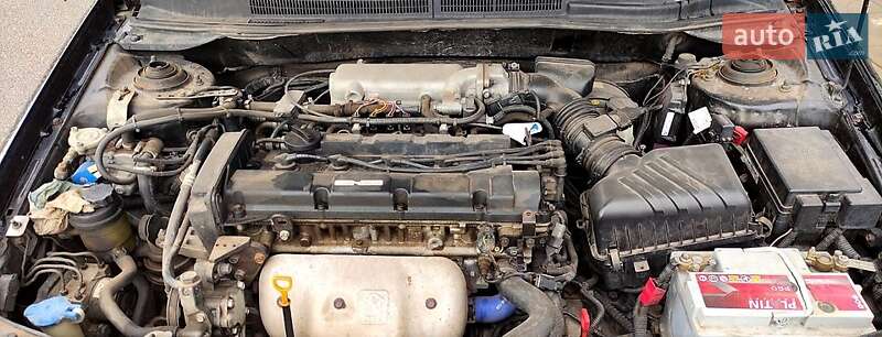 Седан Kia Cerato 2006 в Кам'янському
