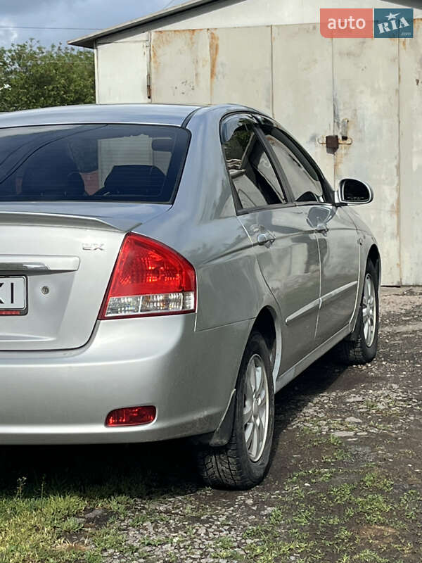 Седан Kia Cerato 2008 в Умани