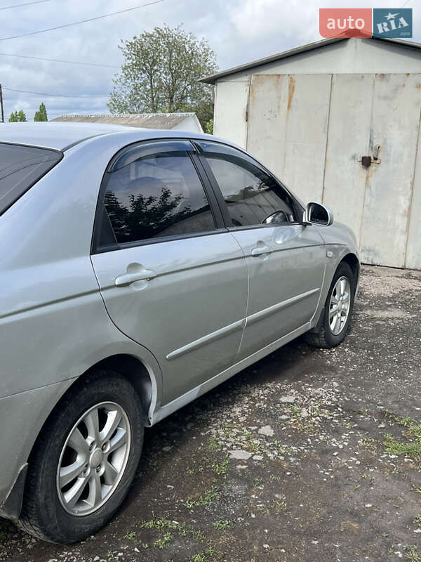 Седан Kia Cerato 2008 в Умани