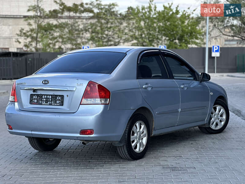 Седан Kia Cerato 2007 в Днепре