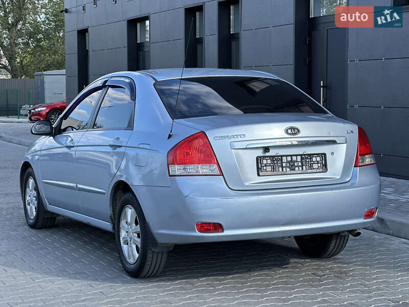 Седан Kia Cerato 2007 в Днепре