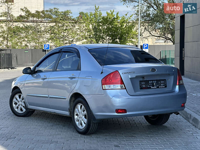 Седан Kia Cerato 2007 в Днепре