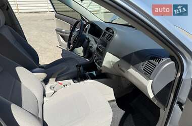 Седан Kia Cerato 2006 в 