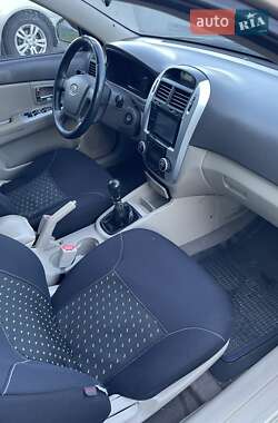 Седан Kia Cerato 2008 в 