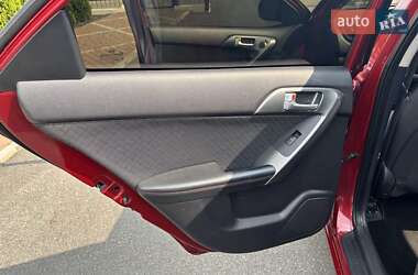 Седан Kia Cerato 2010 в 