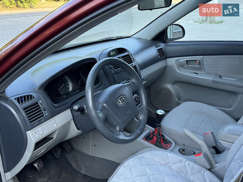 Седан Kia Cerato 2007 в Запоріжжі