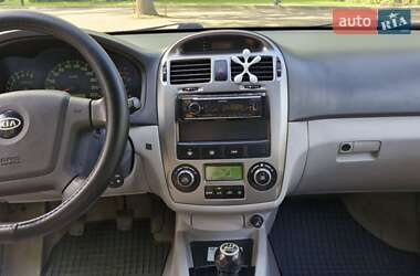 Седан Kia Cerato 2006 в 