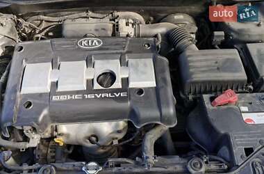 Седан Kia Cerato 2006 в 
