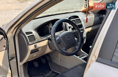Седан Kia Cerato 2007 в 