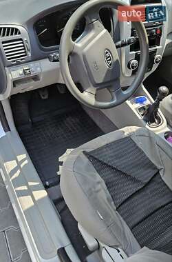 Седан Kia Cerato 2008 в 
