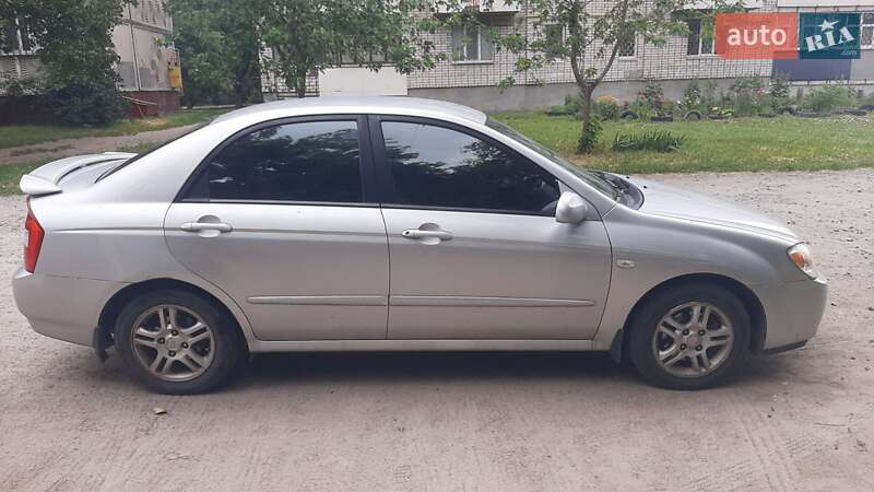 Kia Cerato 2006