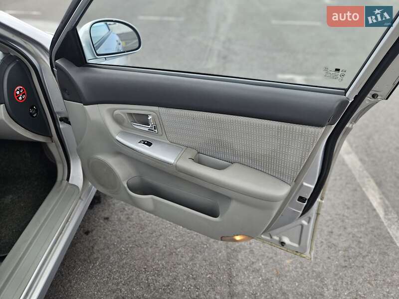 Седан Kia Cerato 2007 в Львове